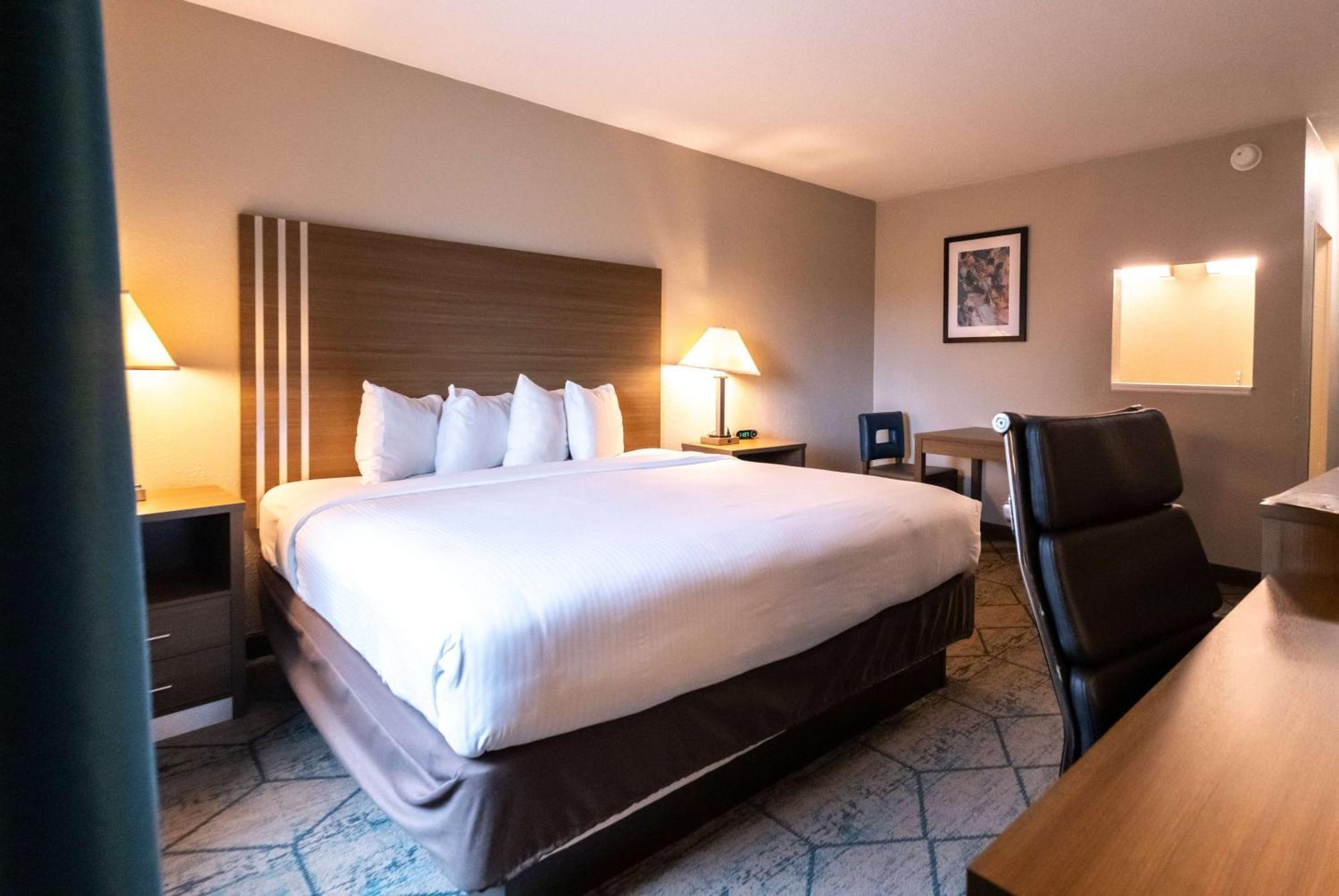 Baymont By Wyndham Effingham Hotel Luaran gambar